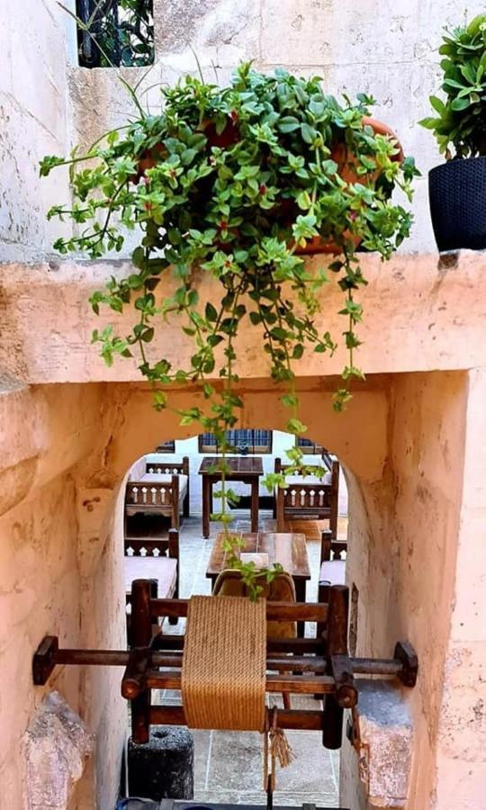Tessera Otel
