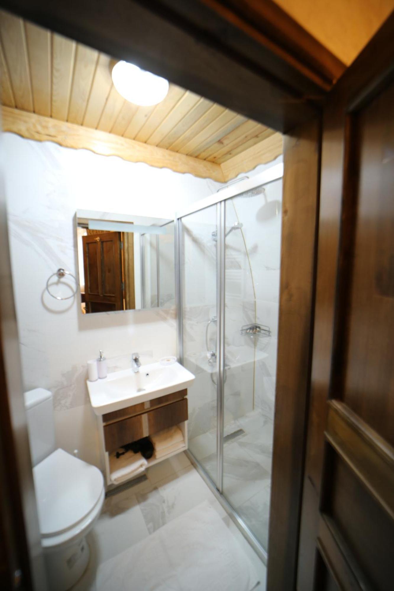 Tessera Otel